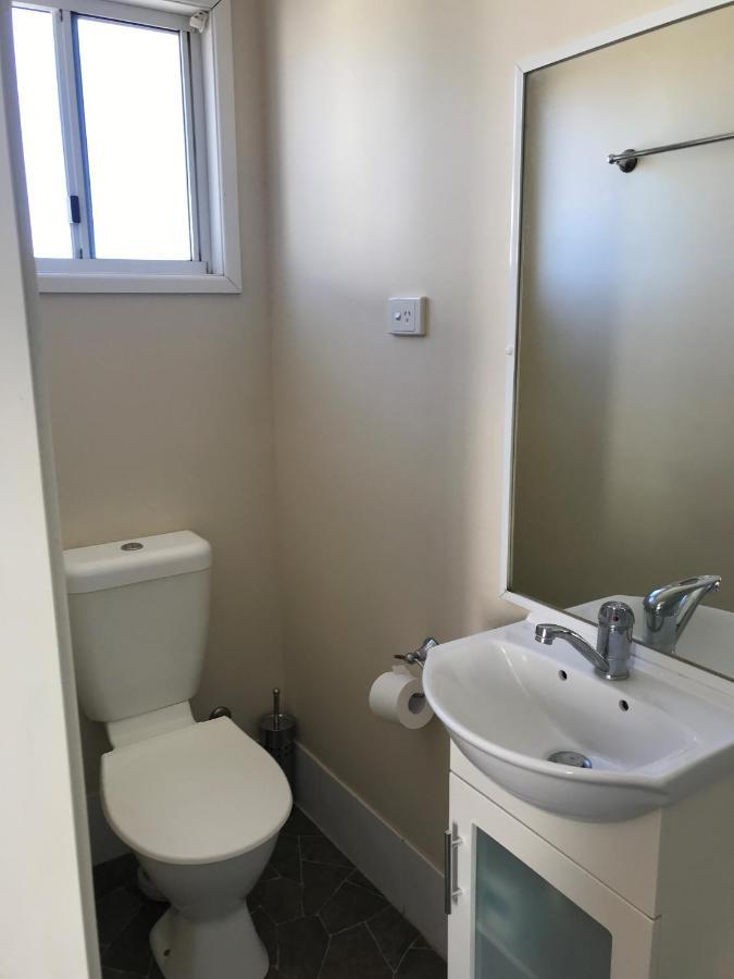 Australian Hotel Winton Budget Hotel Accommodation Экстерьер фото